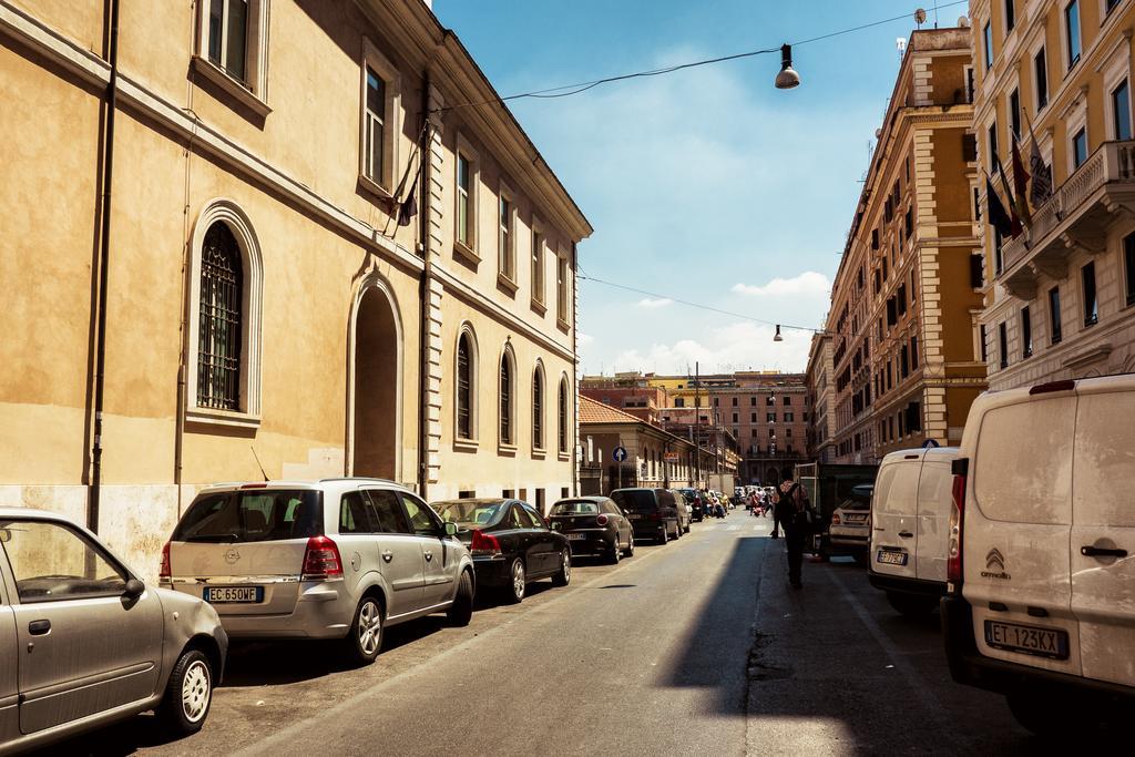Bmga L Stylish Industrial Termini Apartment Roma Esterno foto